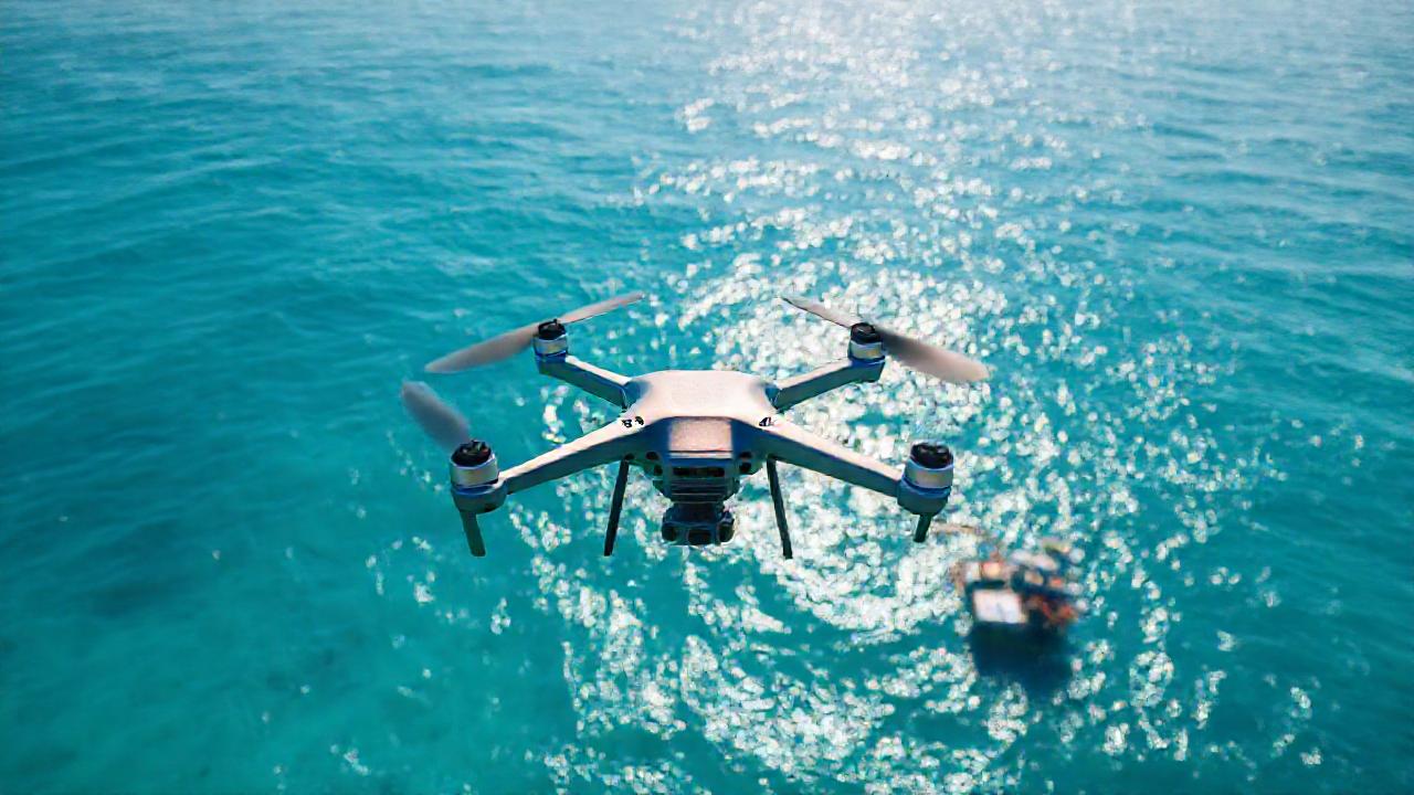 Dron monitorea acuicultura en el océano